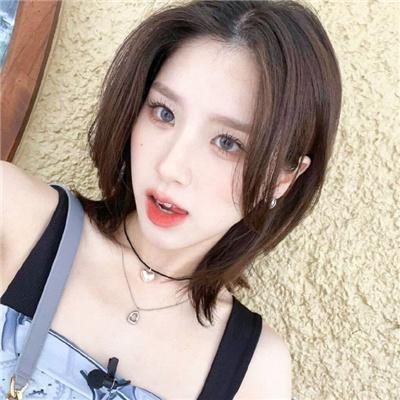 石榴裙下